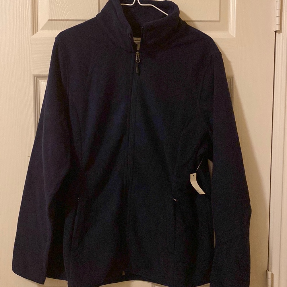 Amazon Essentials fleece jacket NWT
